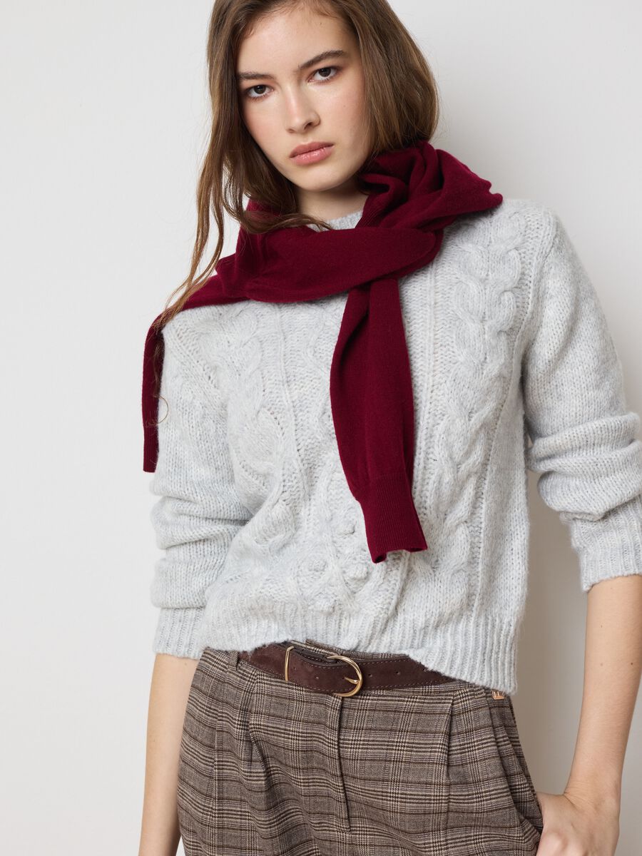 Grey regular fit sweater with cable knit pattern_3