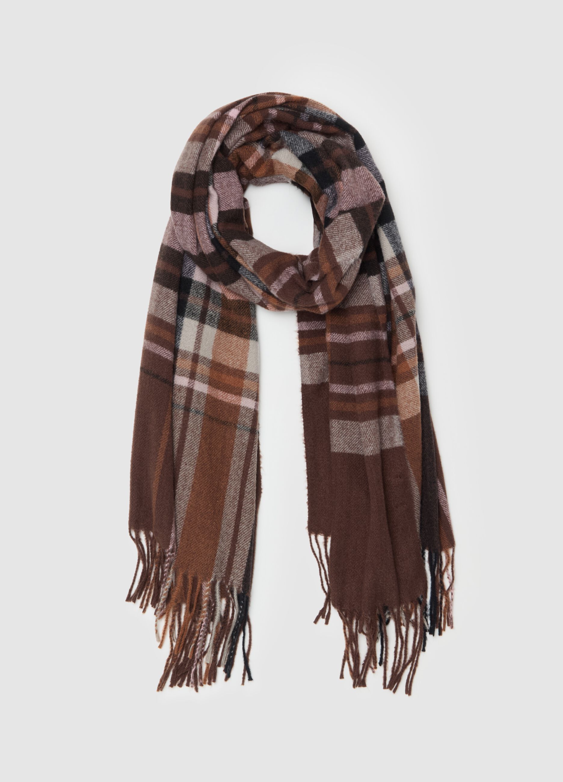 Check pashmina with fringing