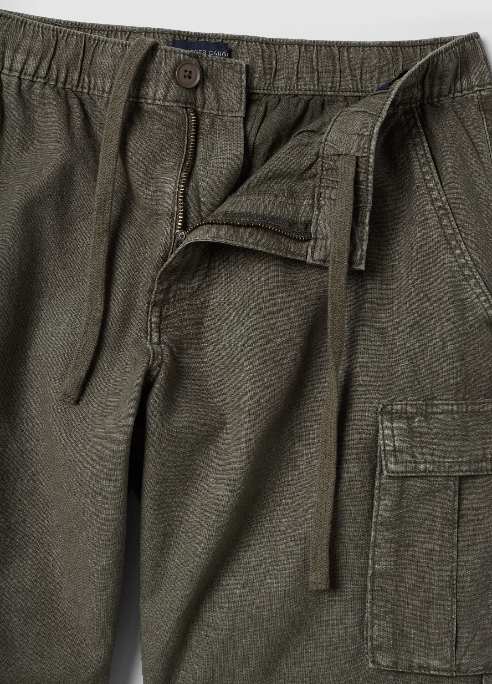 Green linen-blend cargo bermuda shorts