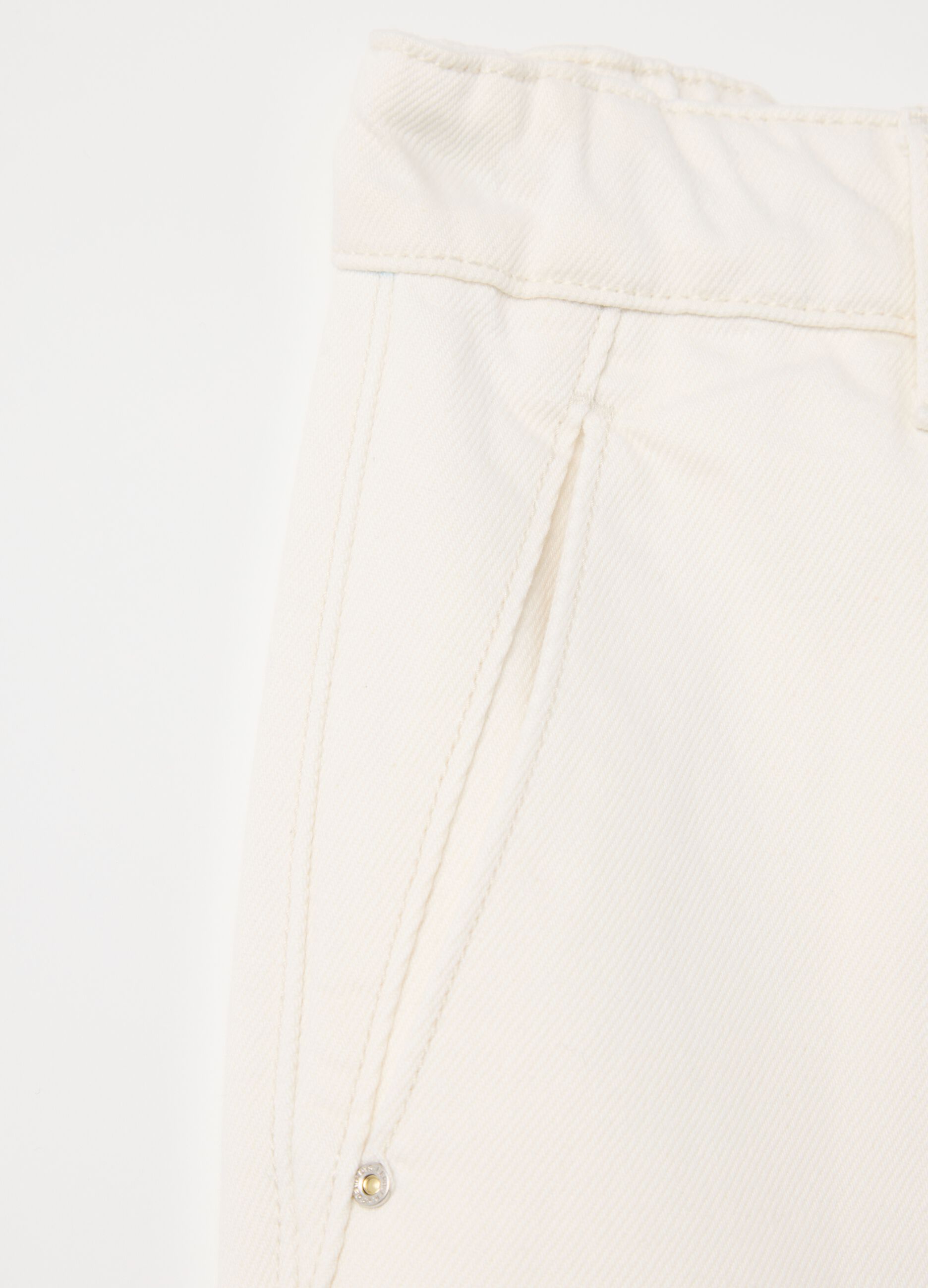White carrot-fit jeans in cotton