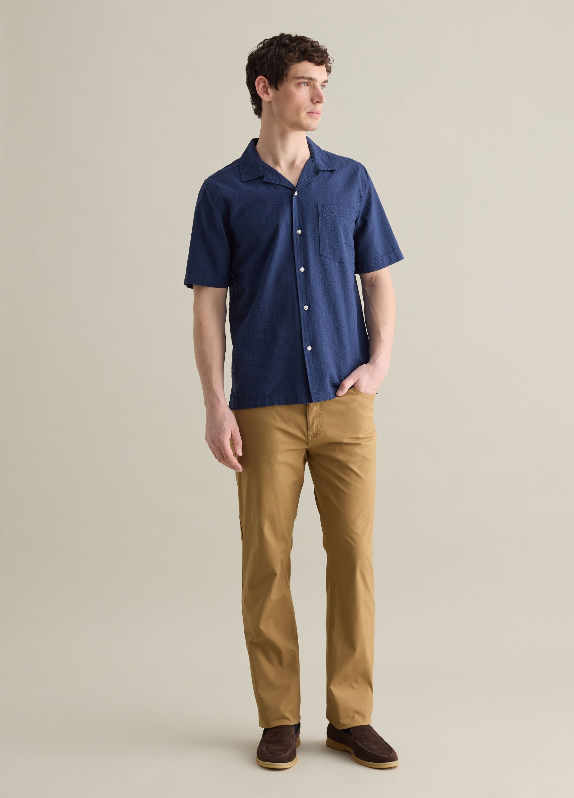 Camicia da uomo in puro cotone blu regular fit con colletto bowling