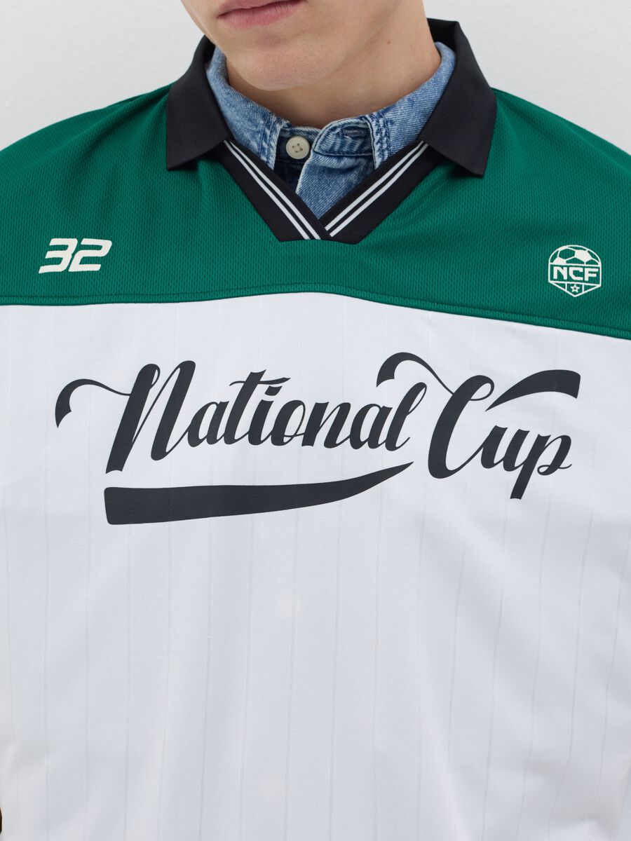 White and green T-shirt with print_3