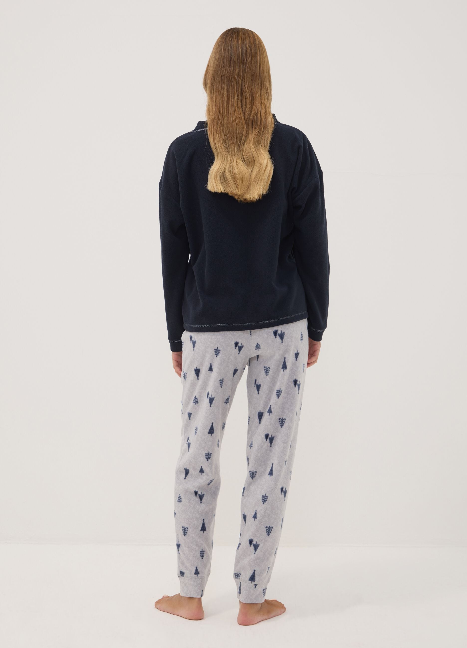 Pigiama blu notte in pile con girocollo e pantaloni stampati