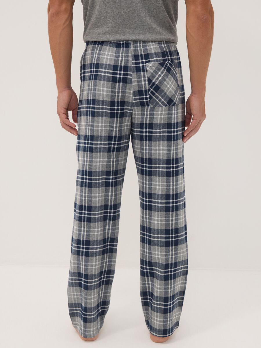 Pantaloni pigiama blu e grigi in flanella di puro cotone organico a quadri_2