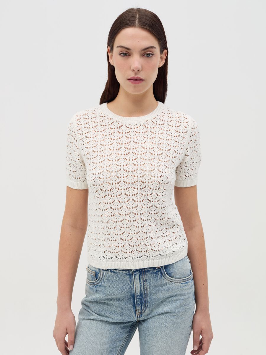 Crochet top with short sleeves_0
