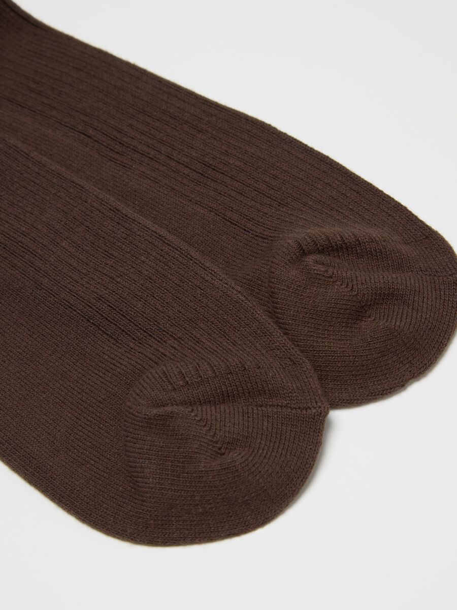 Calze midi marroni in misto cotone_2
