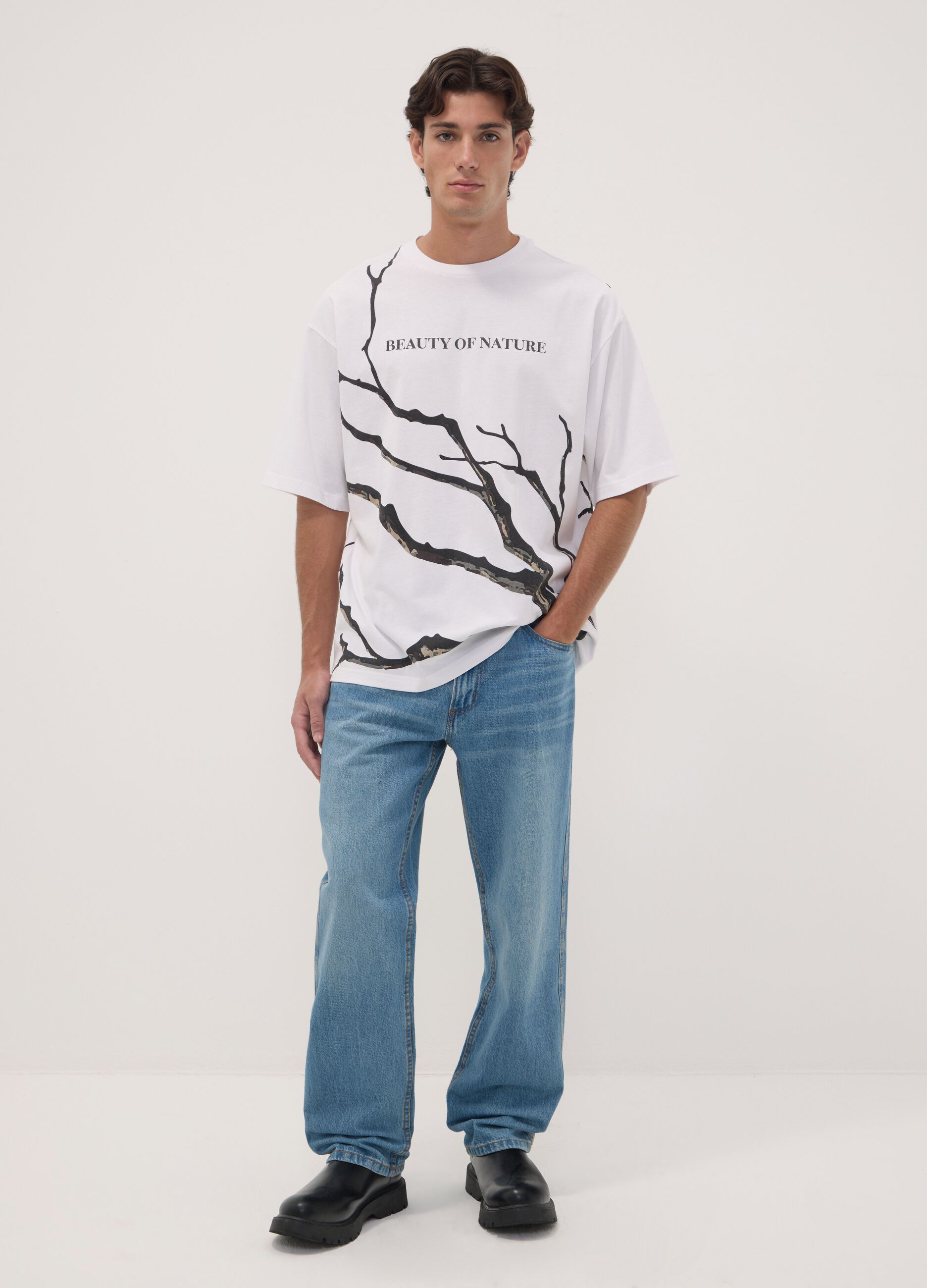 White pure cotton T-shirt with foliage print