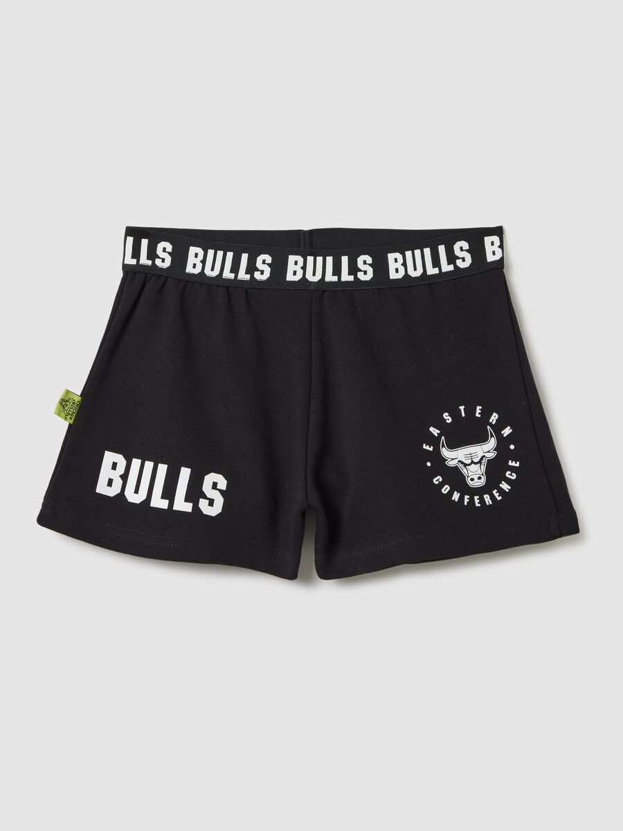 Black NBA Chicago Bulls shorts with external elastic_4