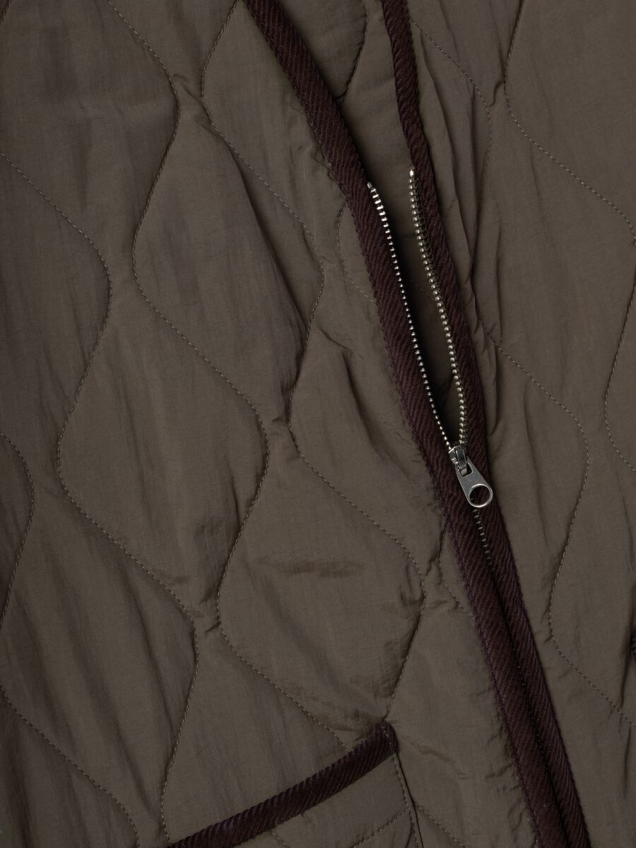 Green quilted gilet with zip, regular fit_5