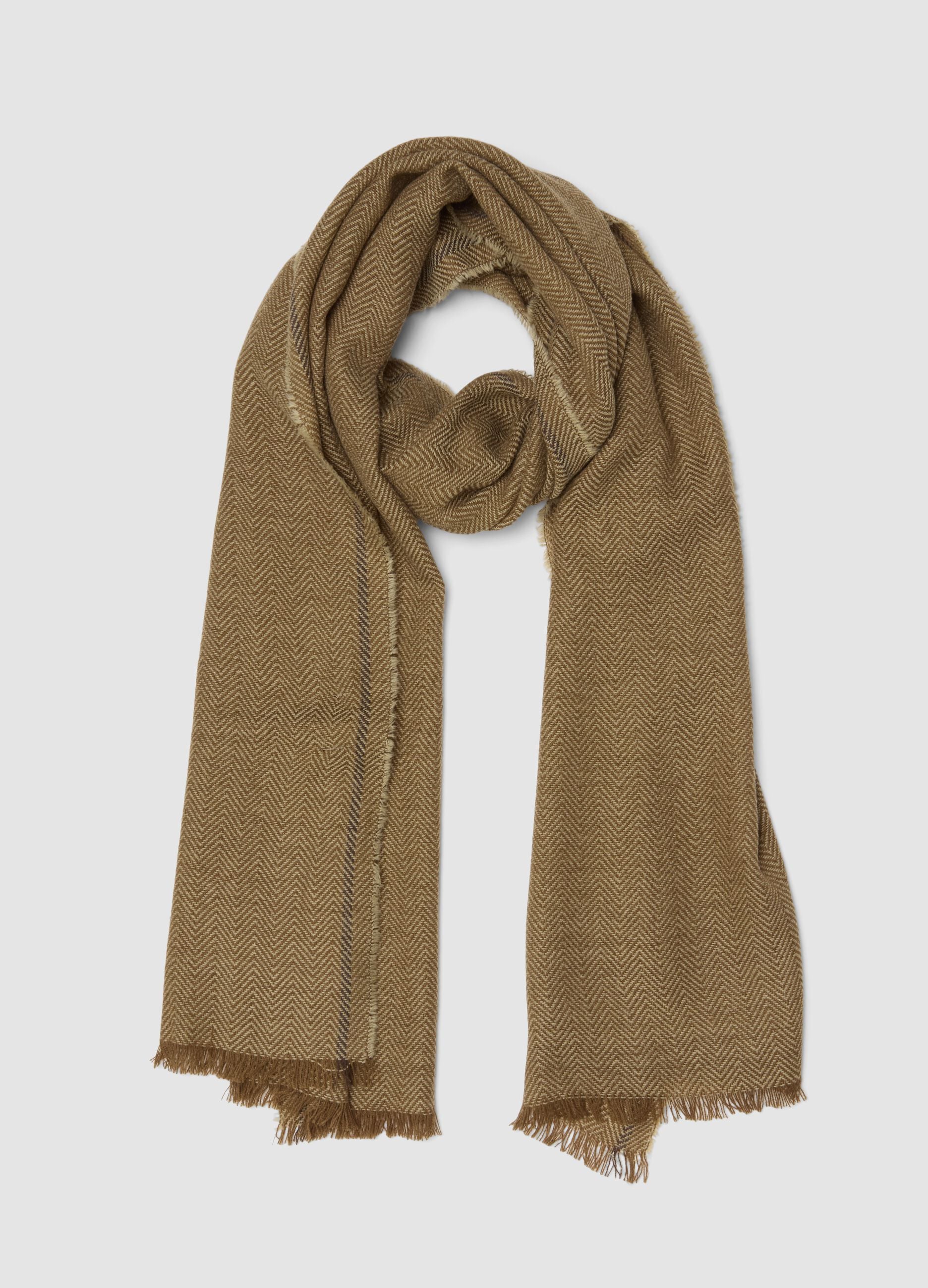 Brown herringbone scarf with fringed edges