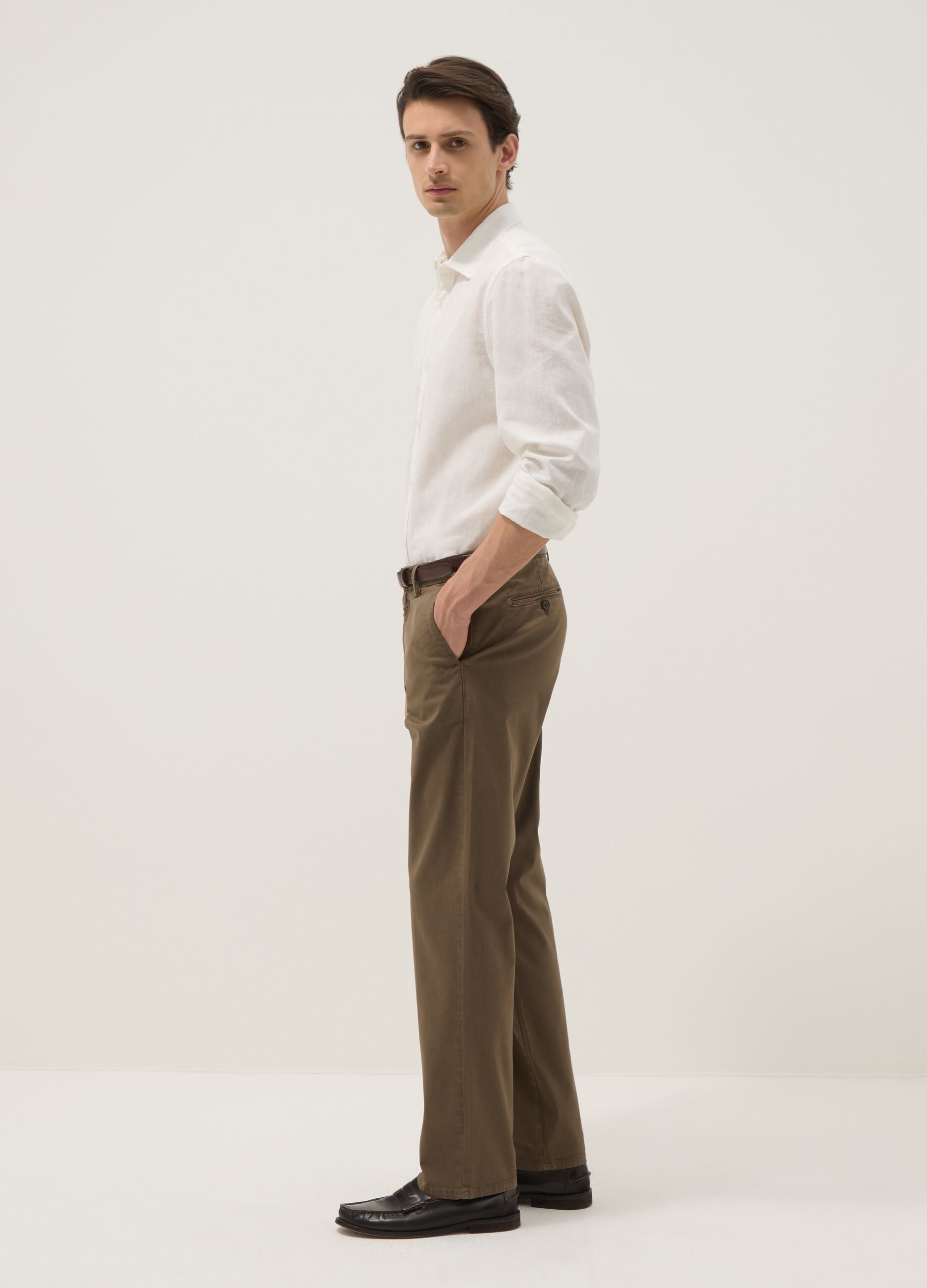 Brown regular-fit stretch cotton chino trousers