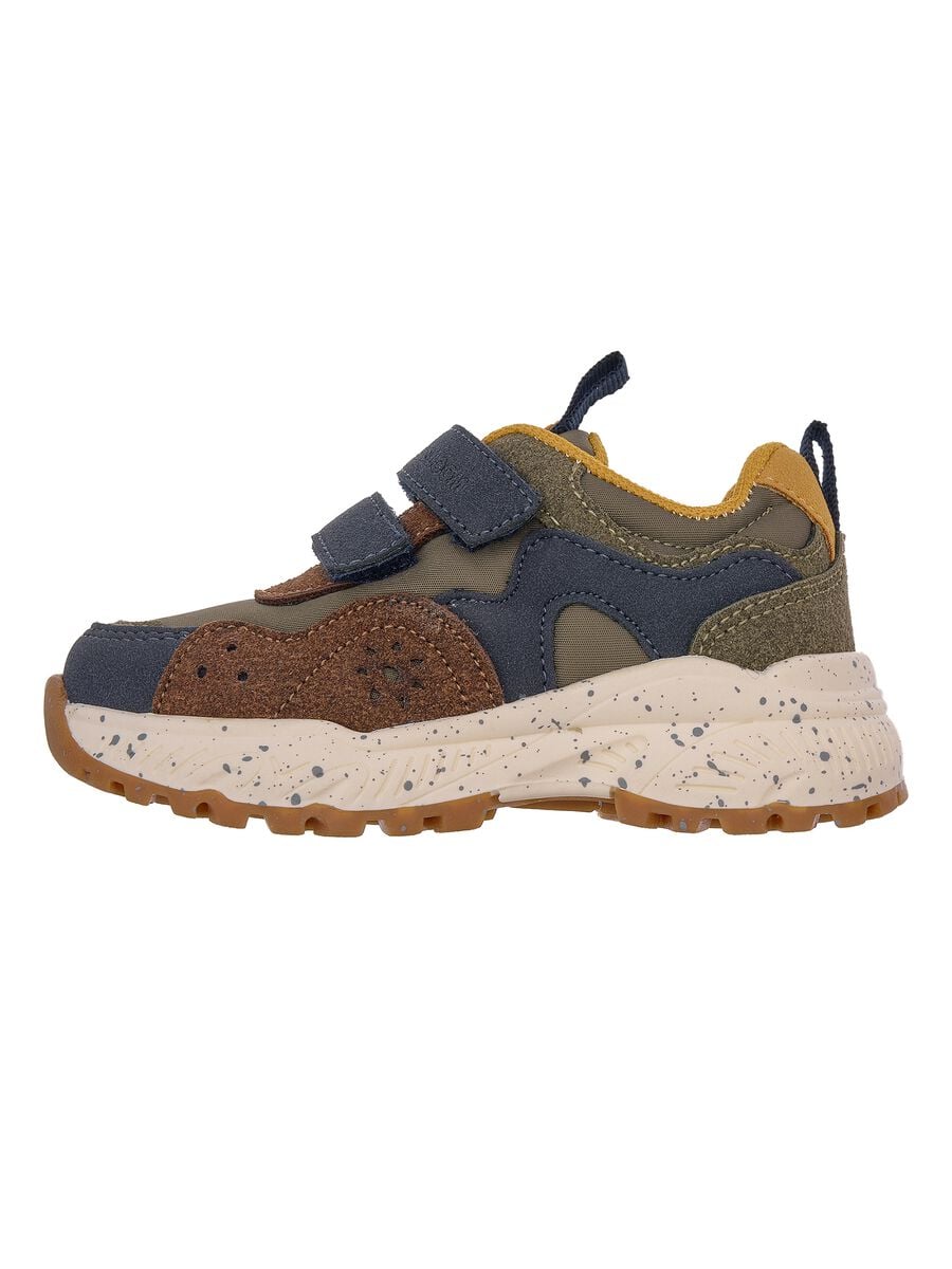 Scarpine blu e marroni sportive con doppio strappo_0