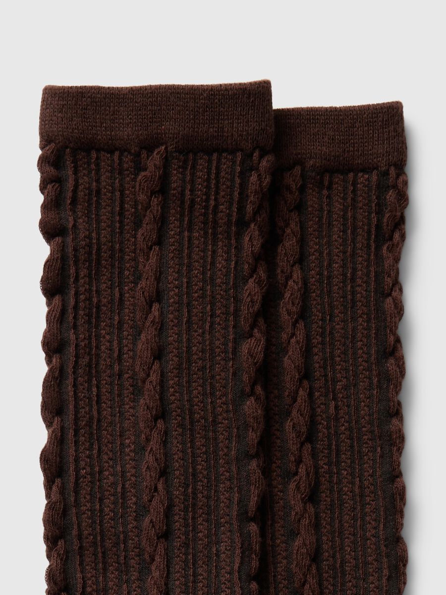 Long cable-knit socks_1