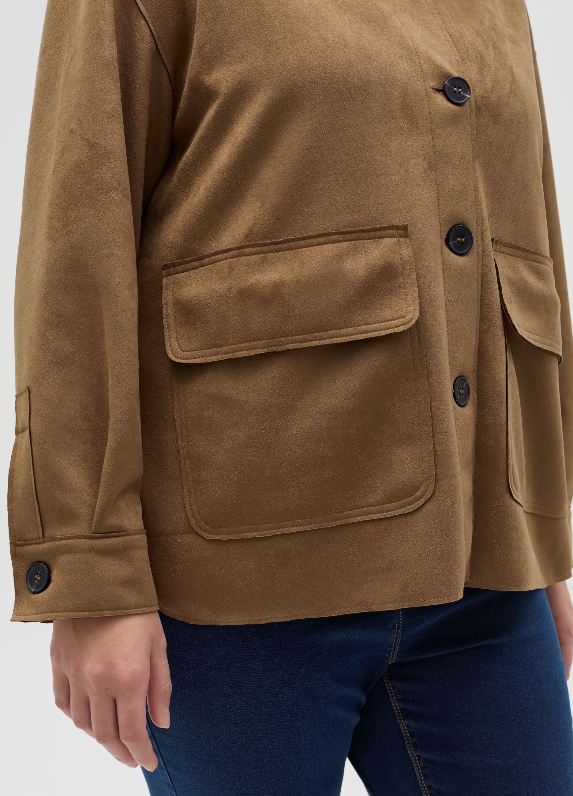 Curvy suede shacket