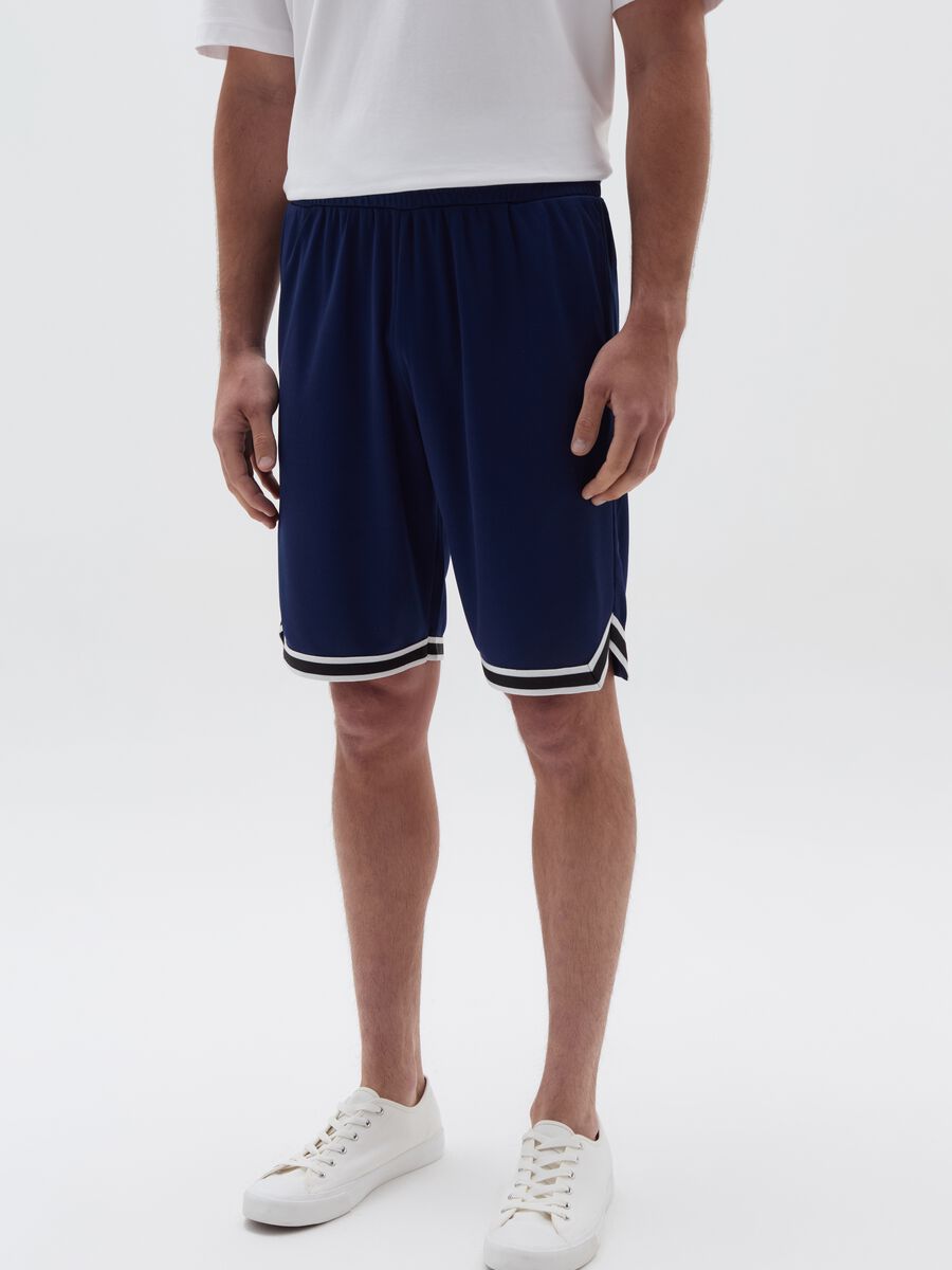 Bermuda joggers with striped edging_1