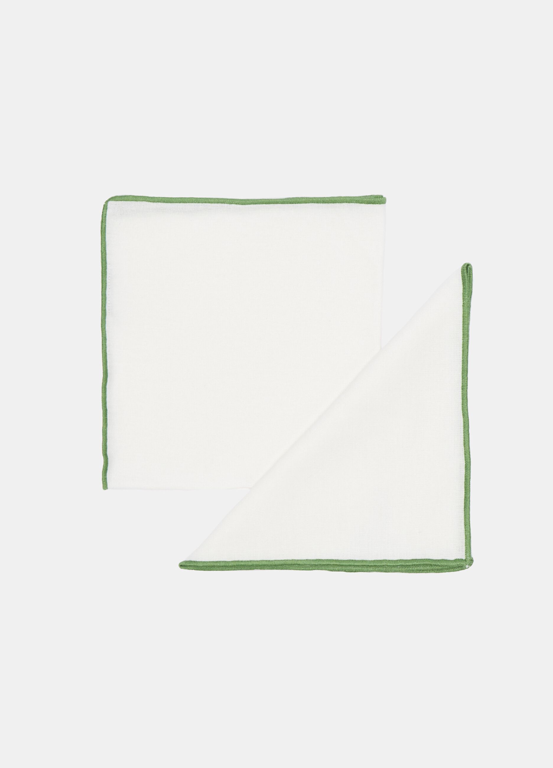 Set of 2 napkins with contrasting edging