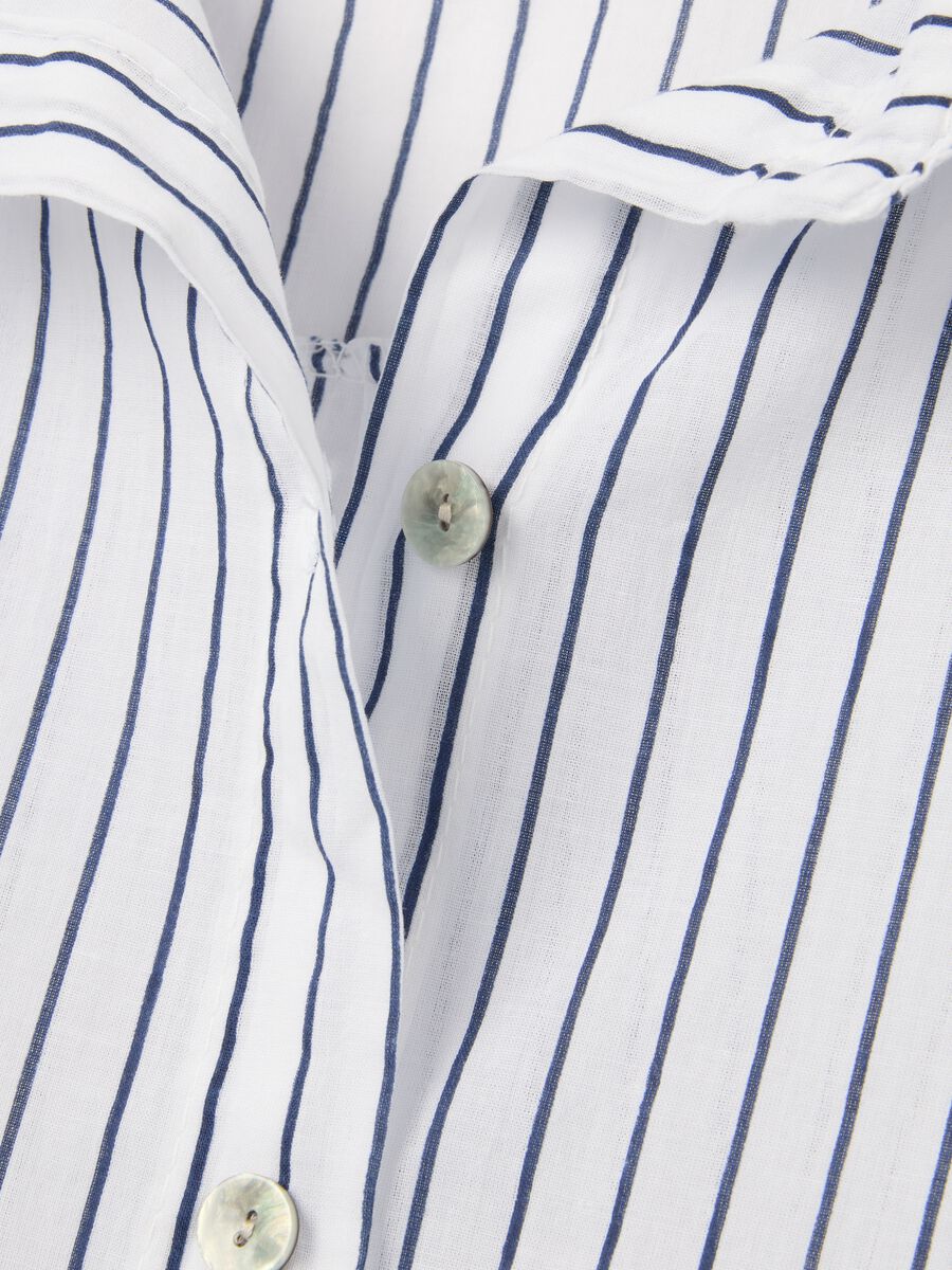 Women's multicolor oversized pure cotton shirt with regular fit_5