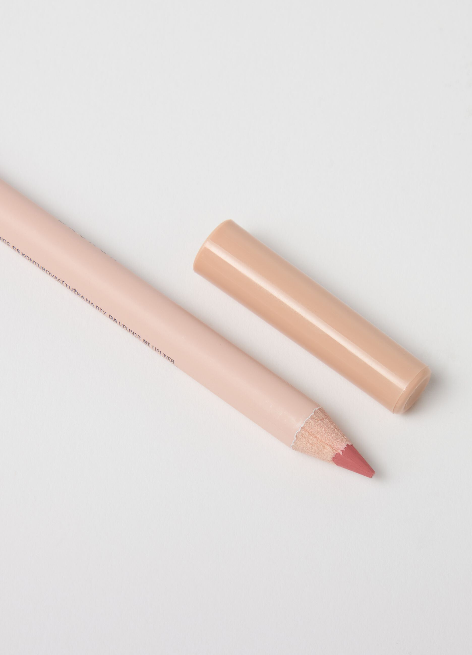 Lip Contour Brunch lip pencil and lipstick kit