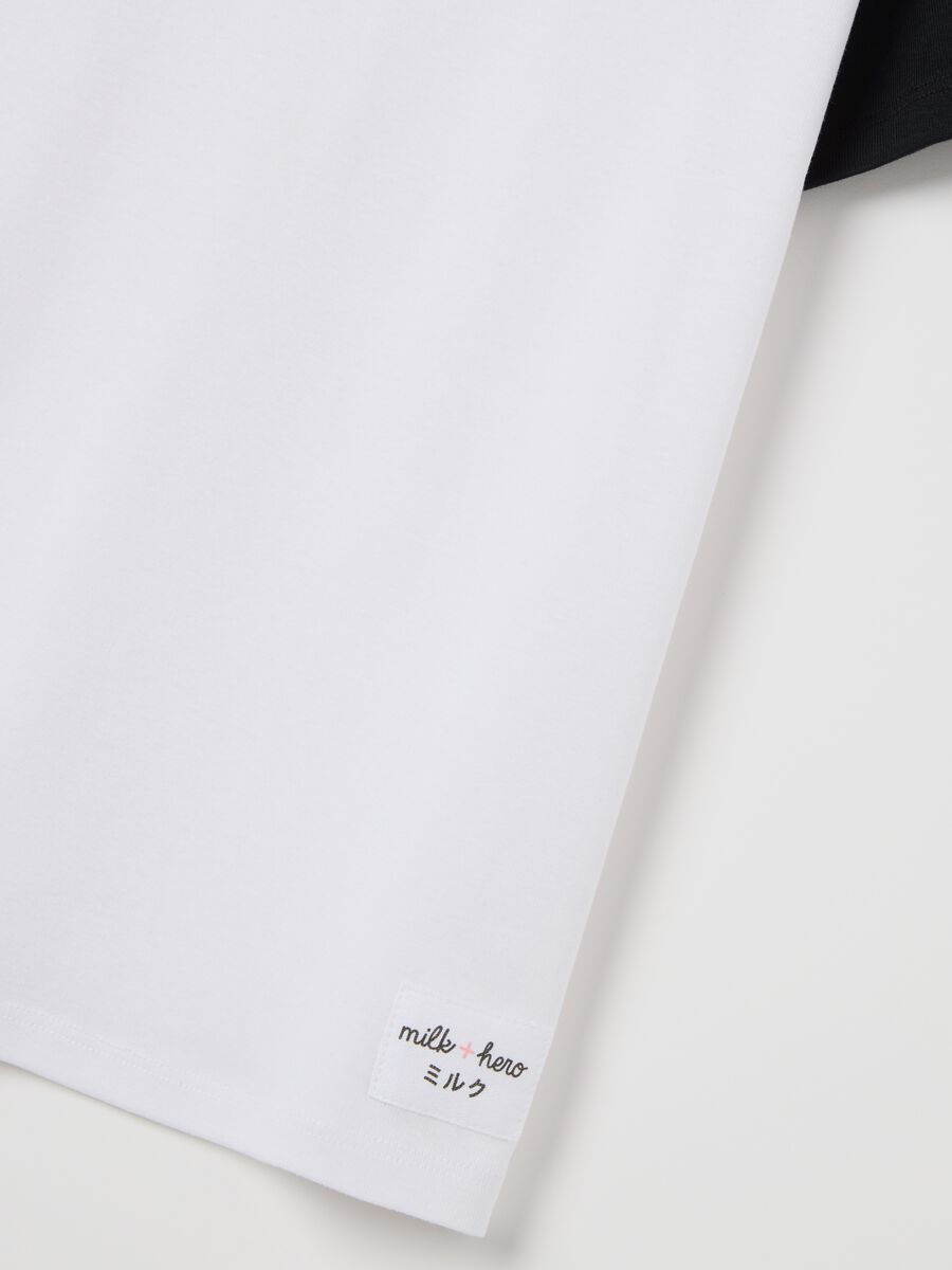 White T-shirt with black raglan sleeves_5