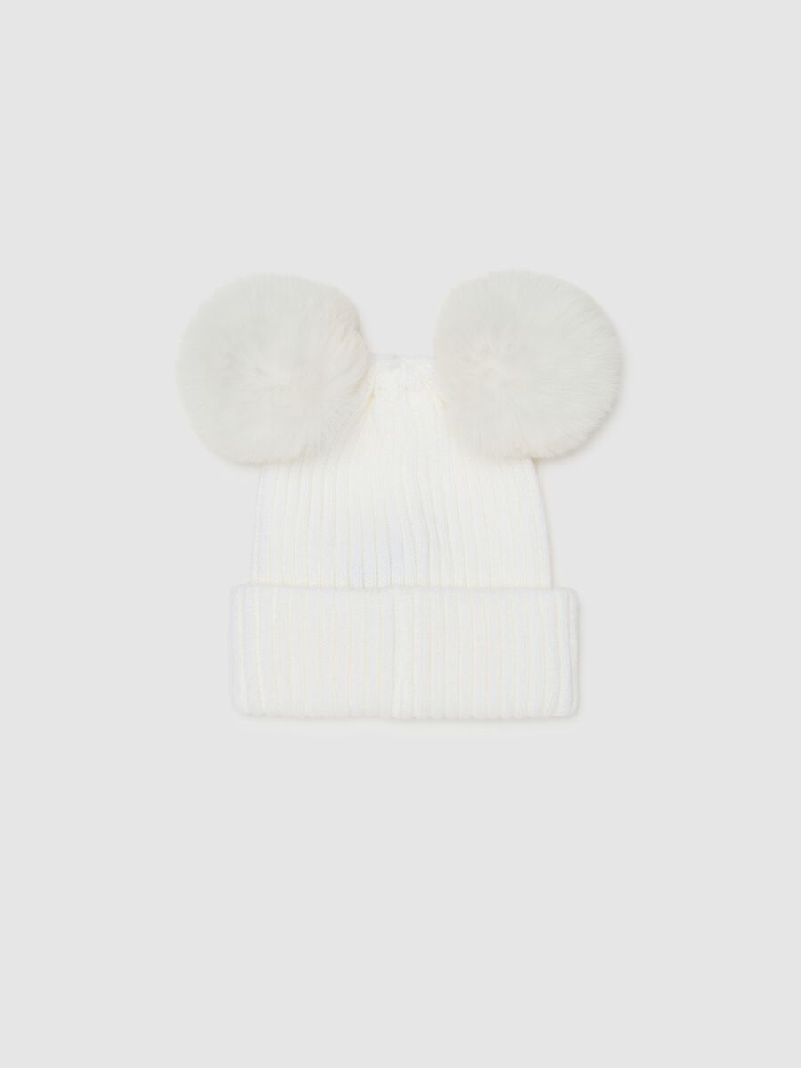 Cappello bianco da bambina con pompon e fiocco_2