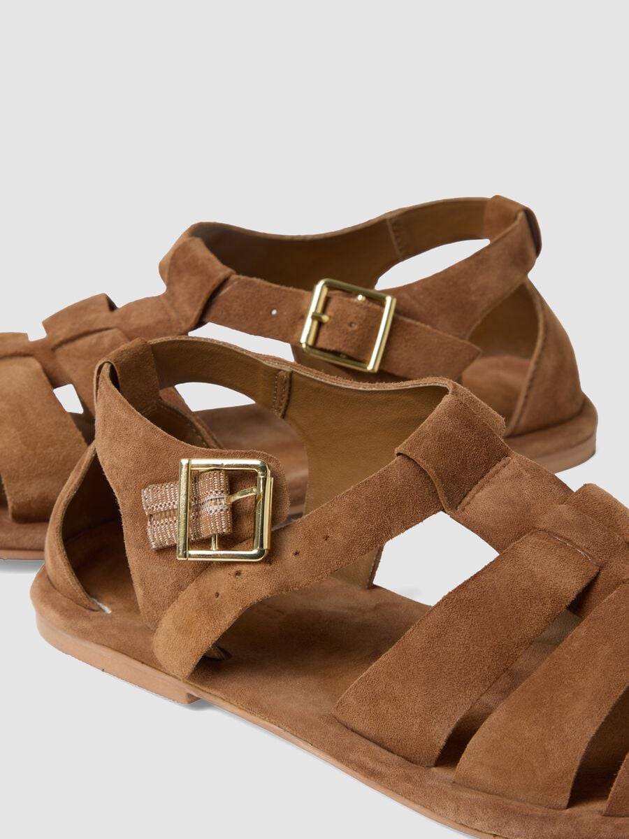 Brown flat genuine leather sandals with buckle_2