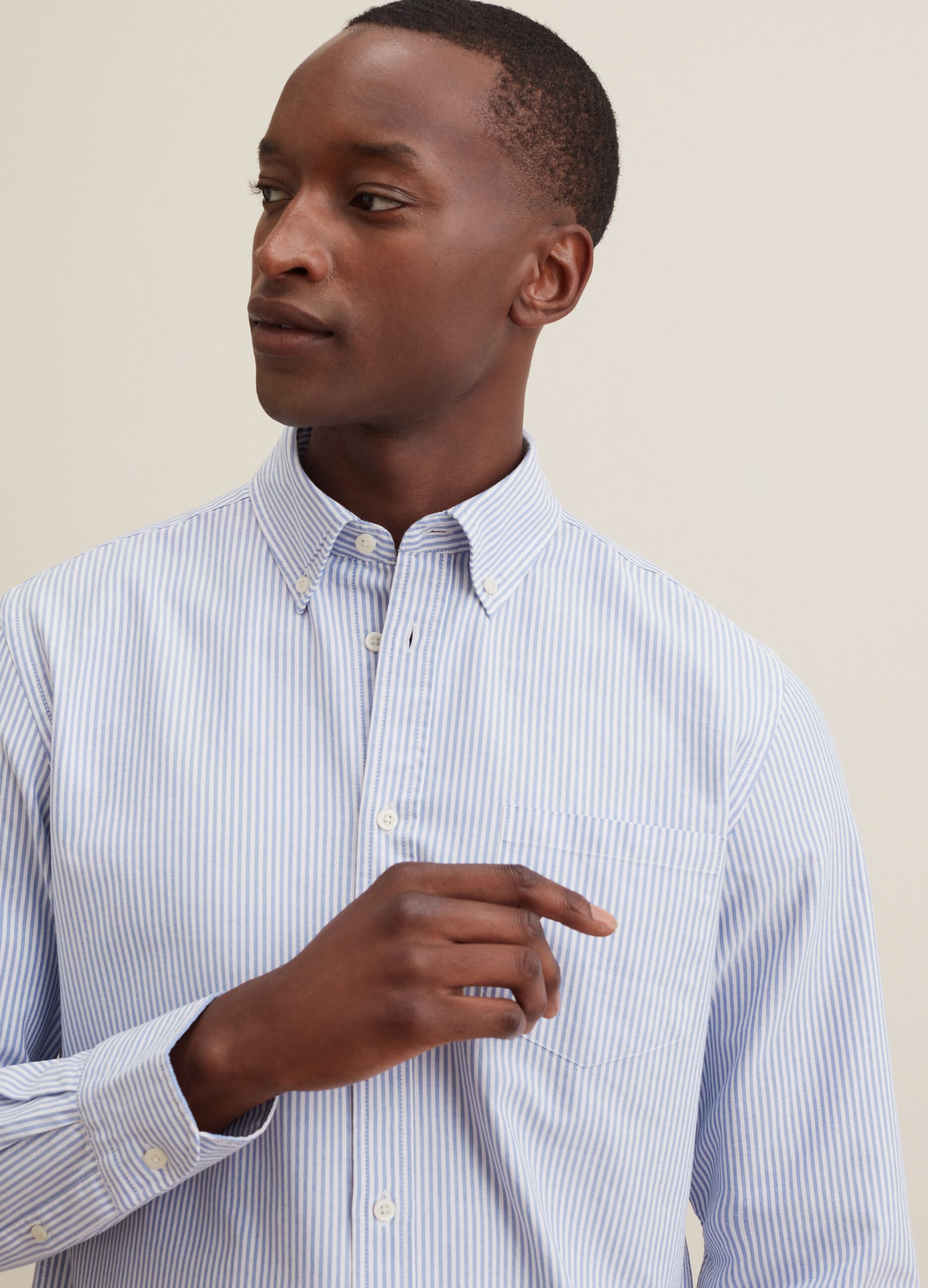Camicia in cotone oxford a righe sottili_3