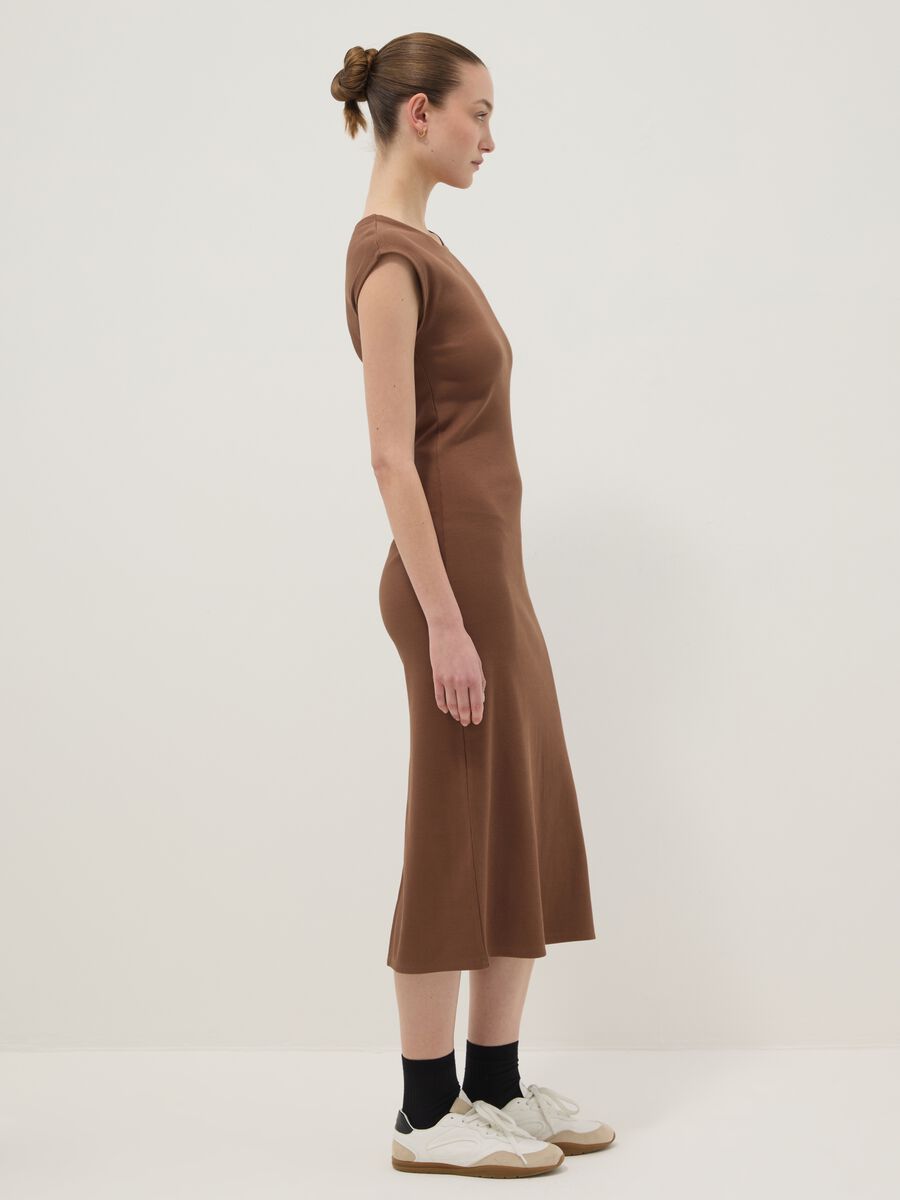 Brown sleeveless fitted dress in stretch cotton_2