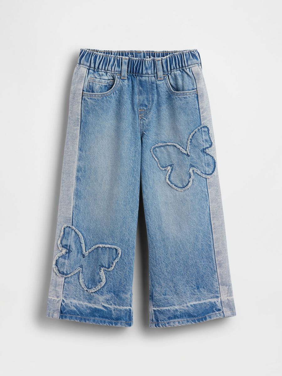 Pantaloni in puro cotone denim blu da neonata relaxed fit con farfalle_1