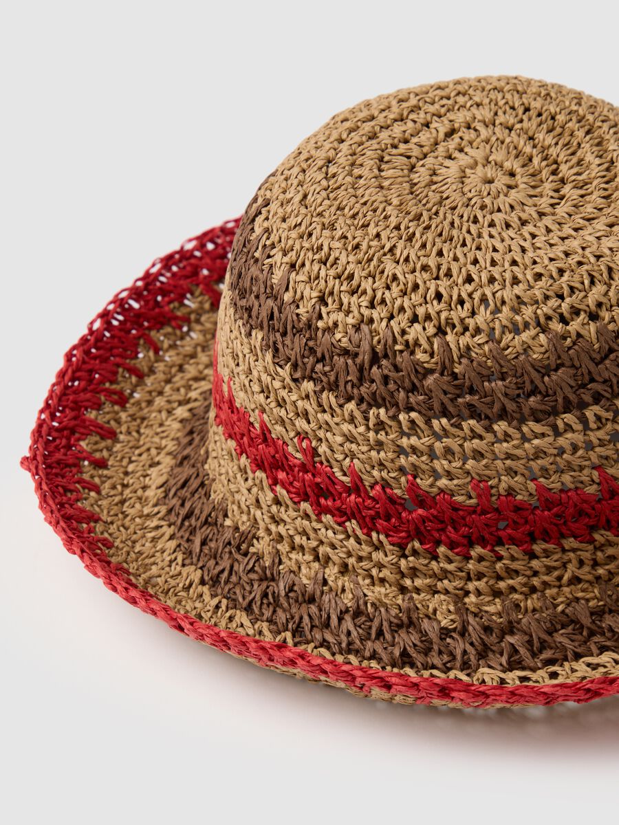 Women's hat with brown and red stripes_2