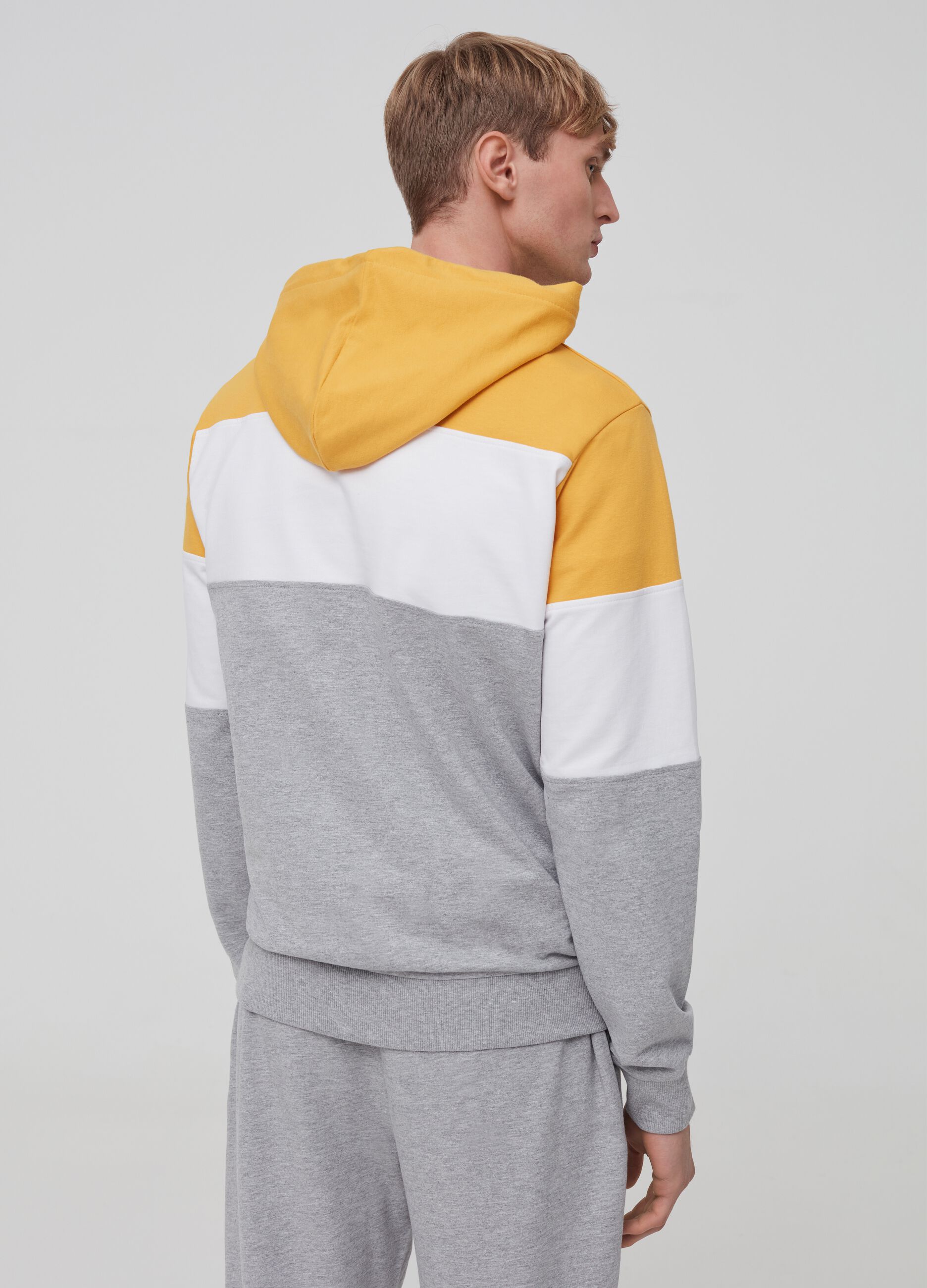 Sweatshirt with hood and Lotto print