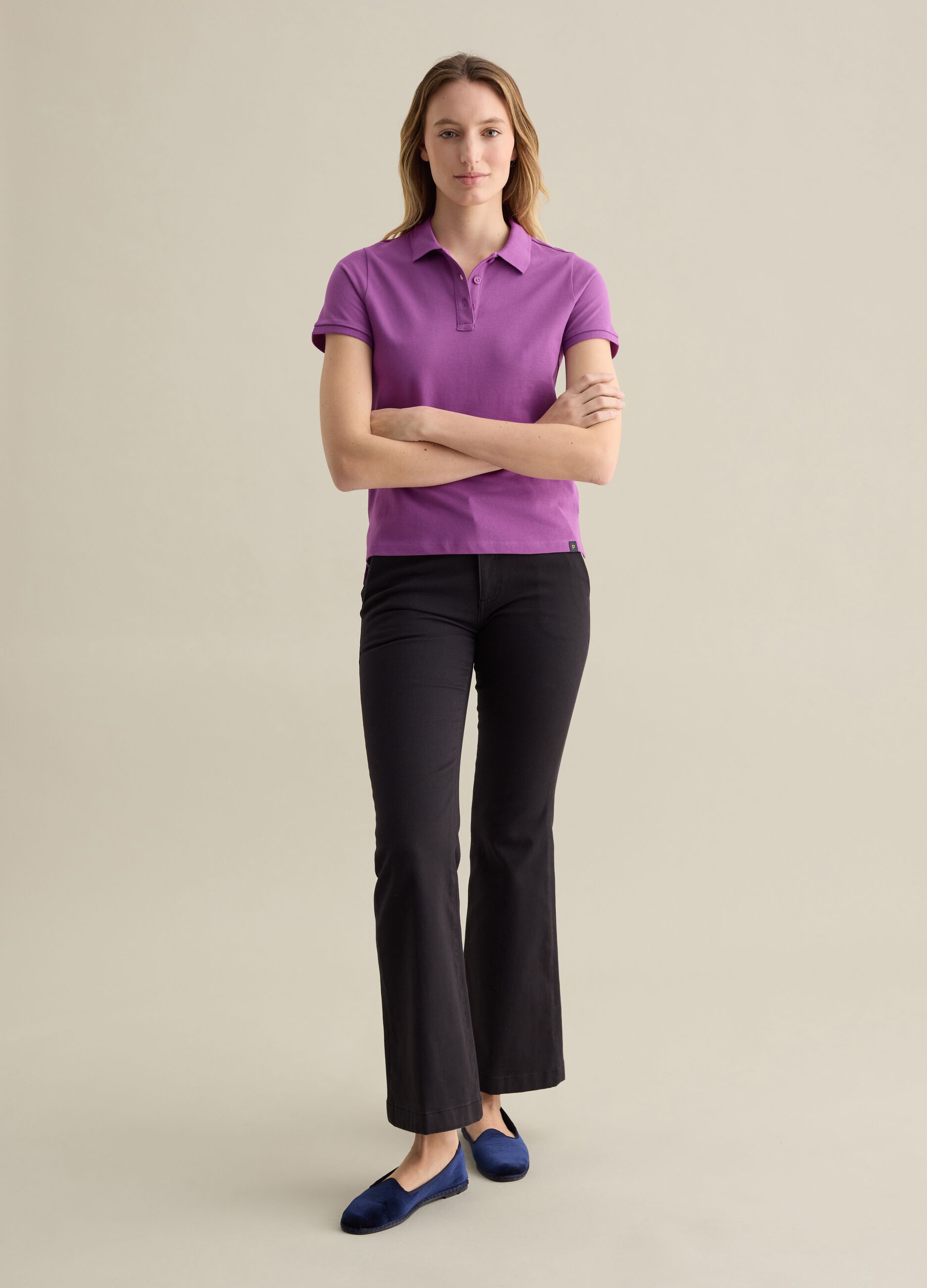 Purple short-sleeved polo shirt in piquet