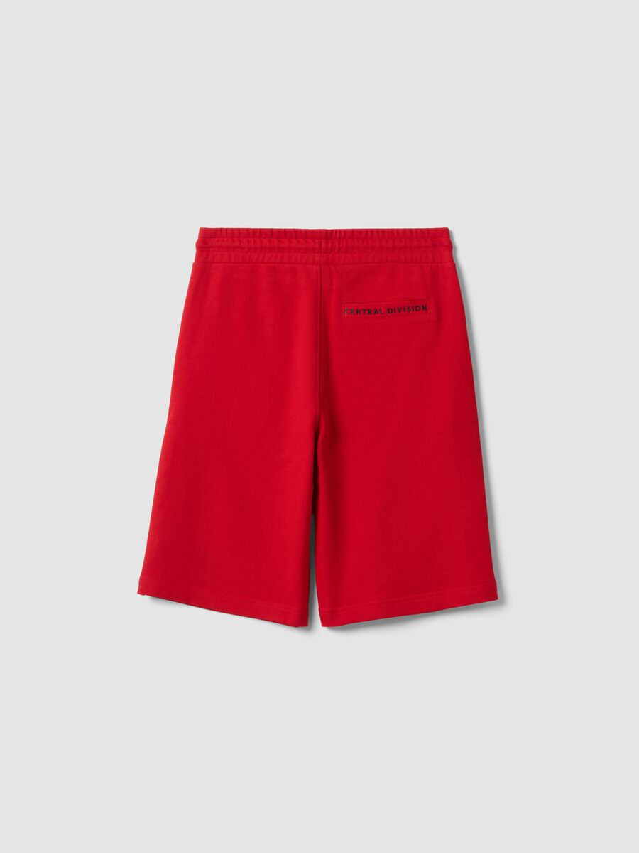 Regular-fit red cotton-blend shorts_1