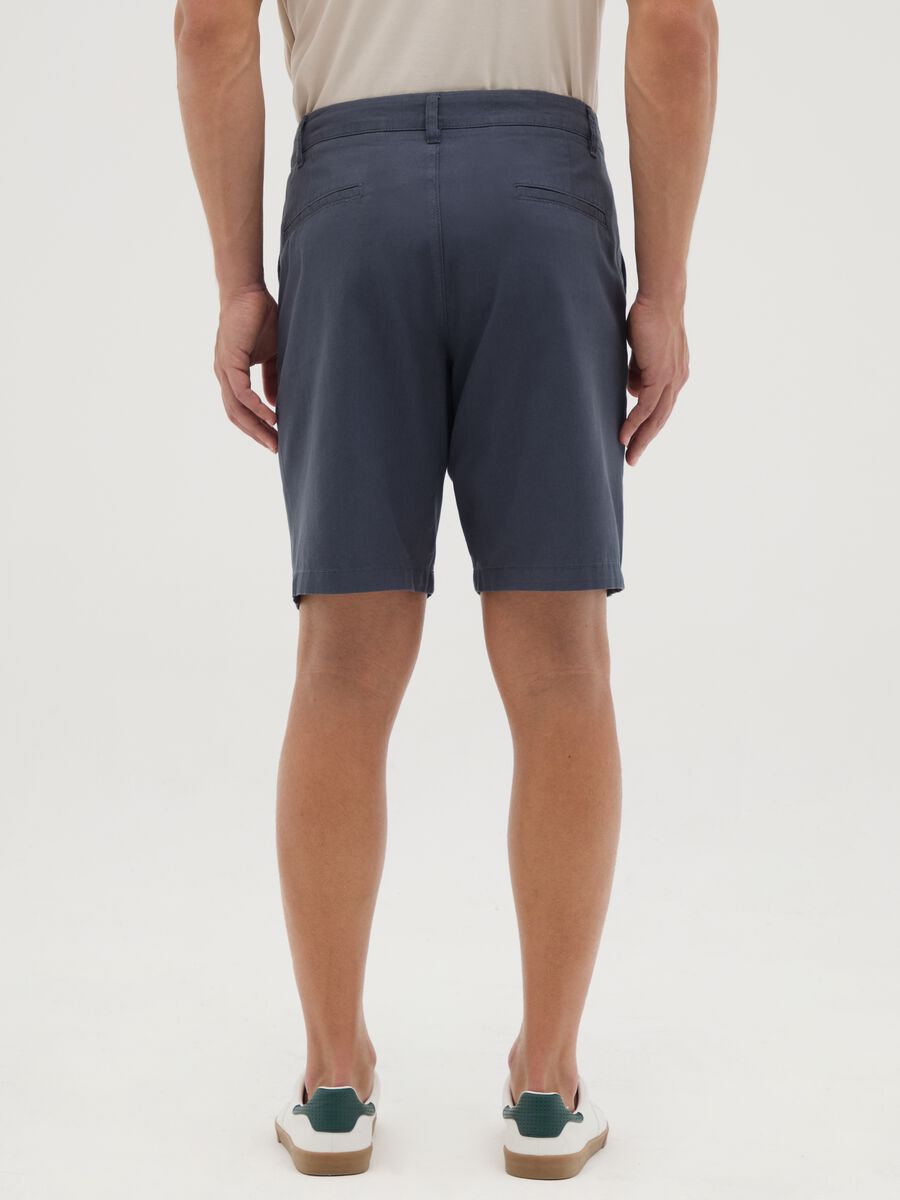 Men's blue pure cotton shorts in regular fit_3