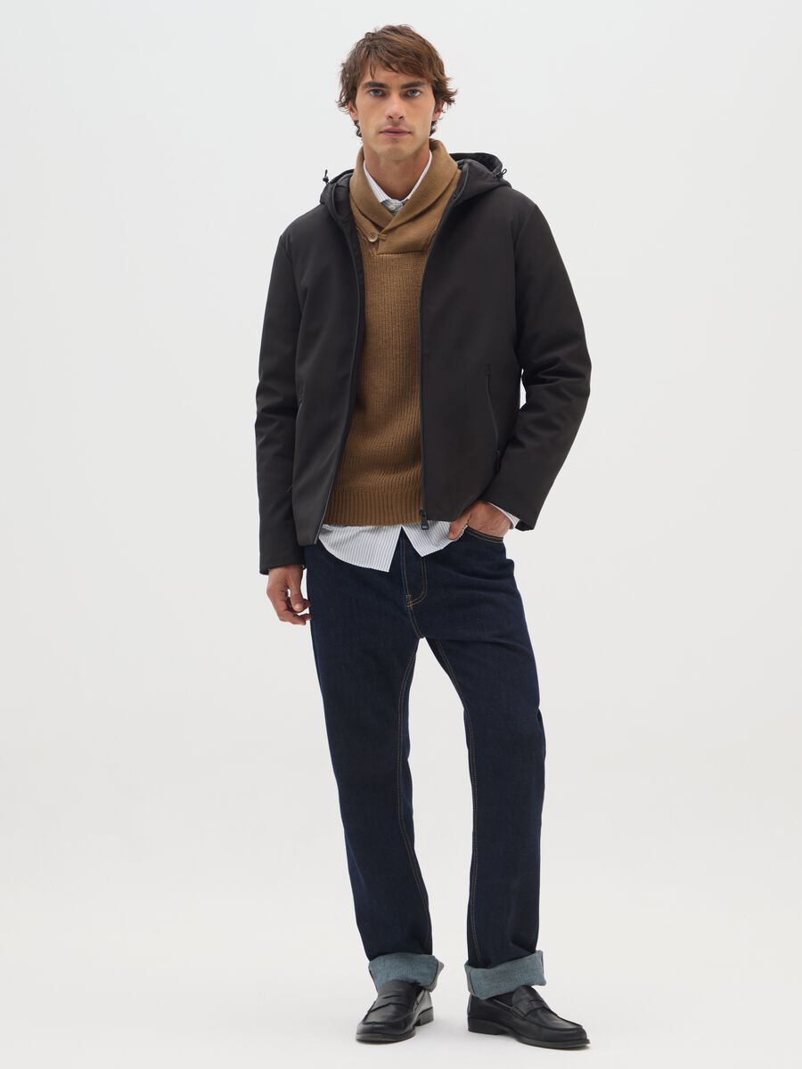 Giacca imbottita in tessuto elasticizzato nera_1