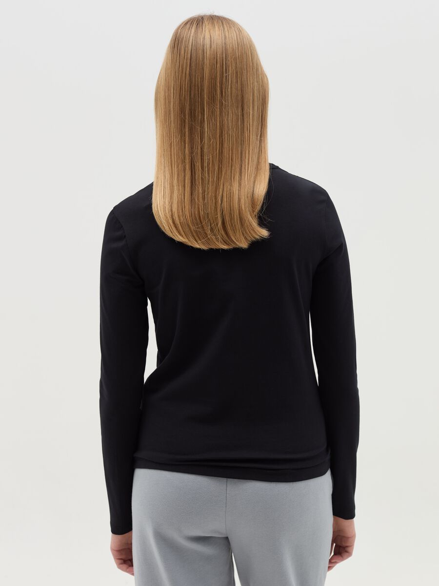 Essential T-shirt with long sleeves_2