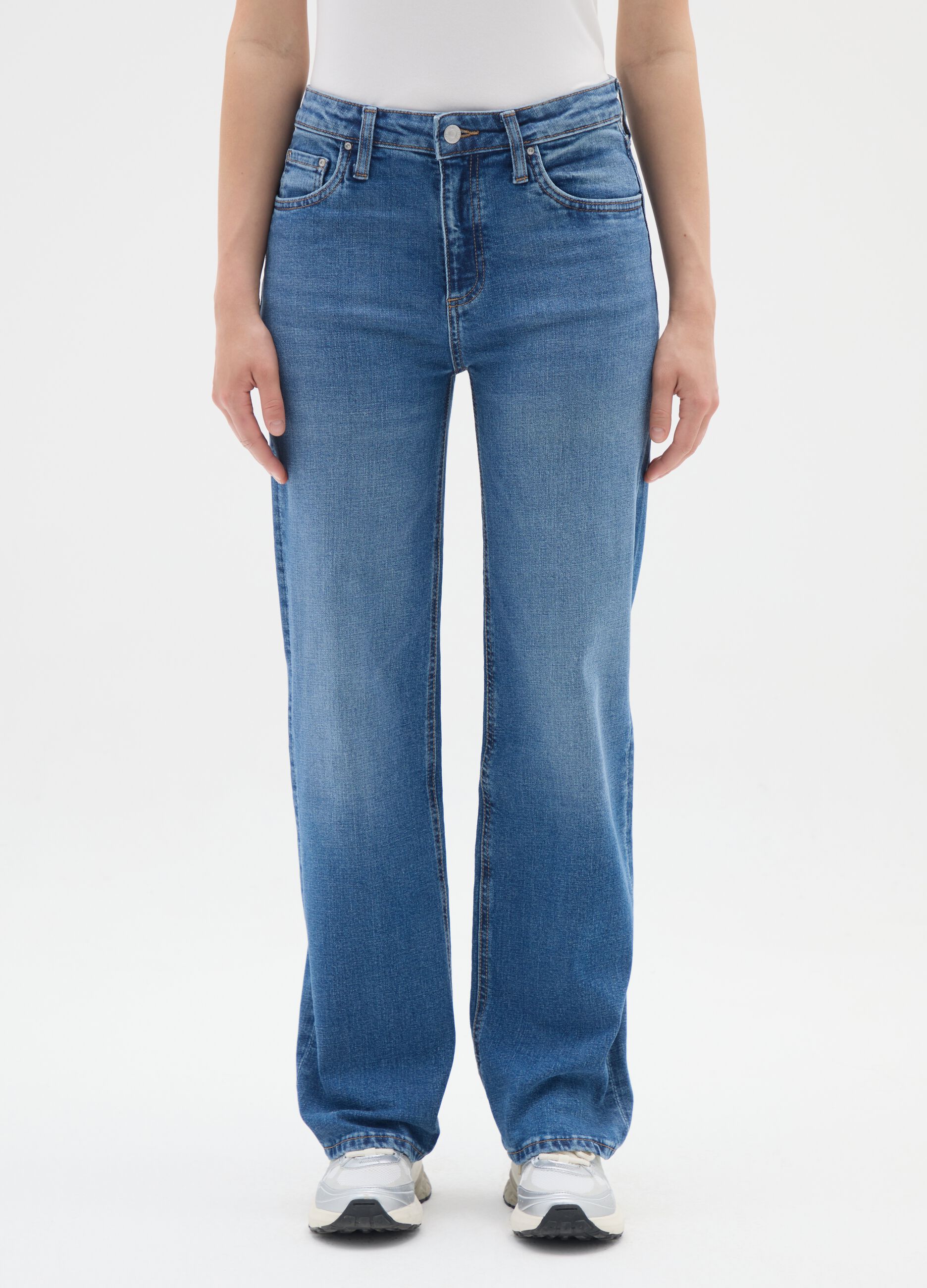 Stretch blue straight jeans