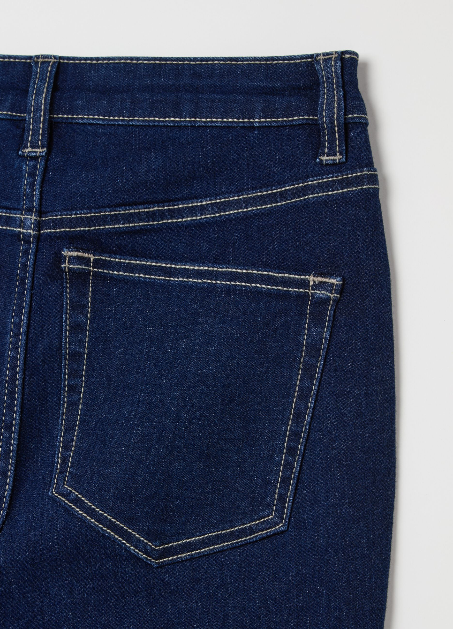 Jeans bootcut flare fit con spacchi