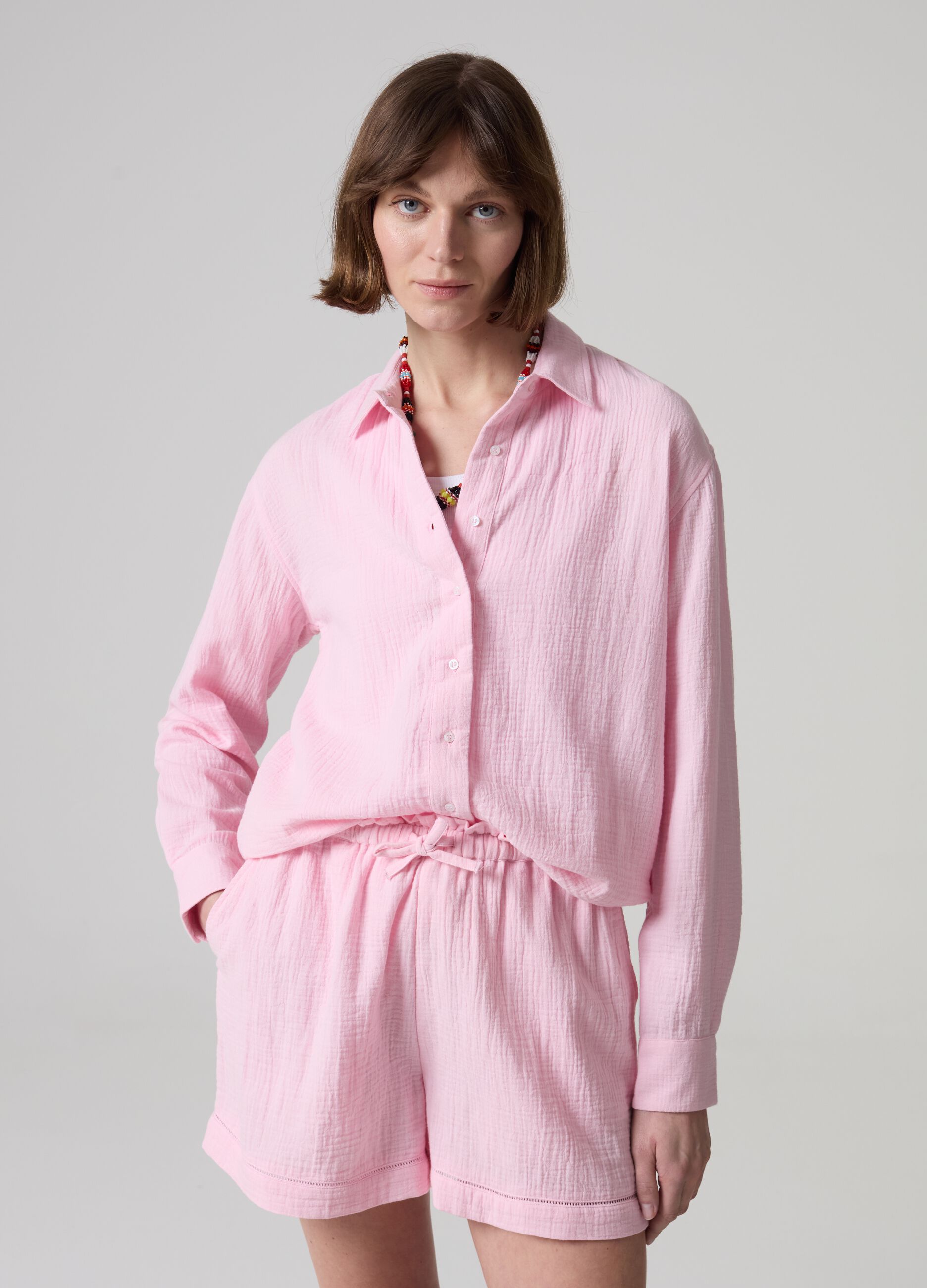 Camicia relaxed fit in garza effetto crinkle