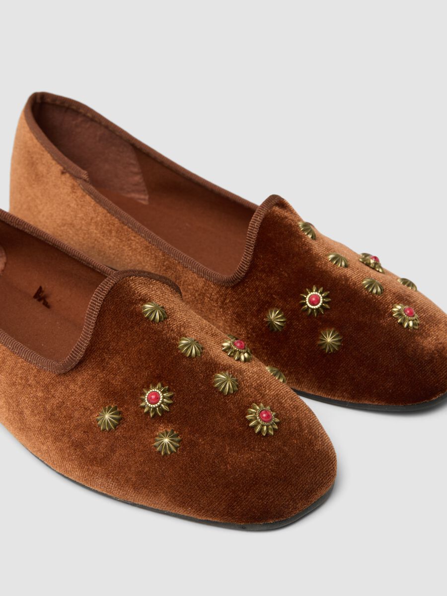 Brown Friulane with gold jewel appliqu&eacute;s_2