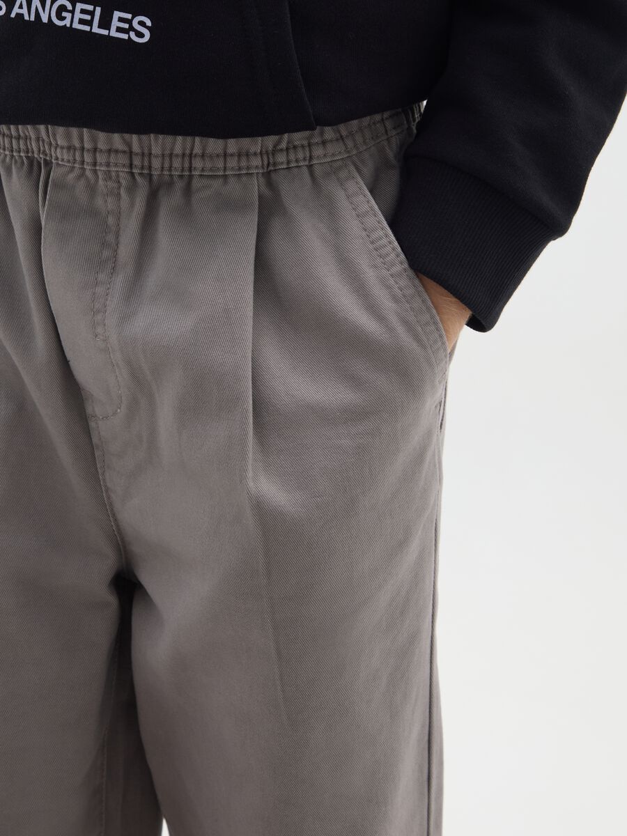 Boys' grey pure cotton trousers regular fit_2