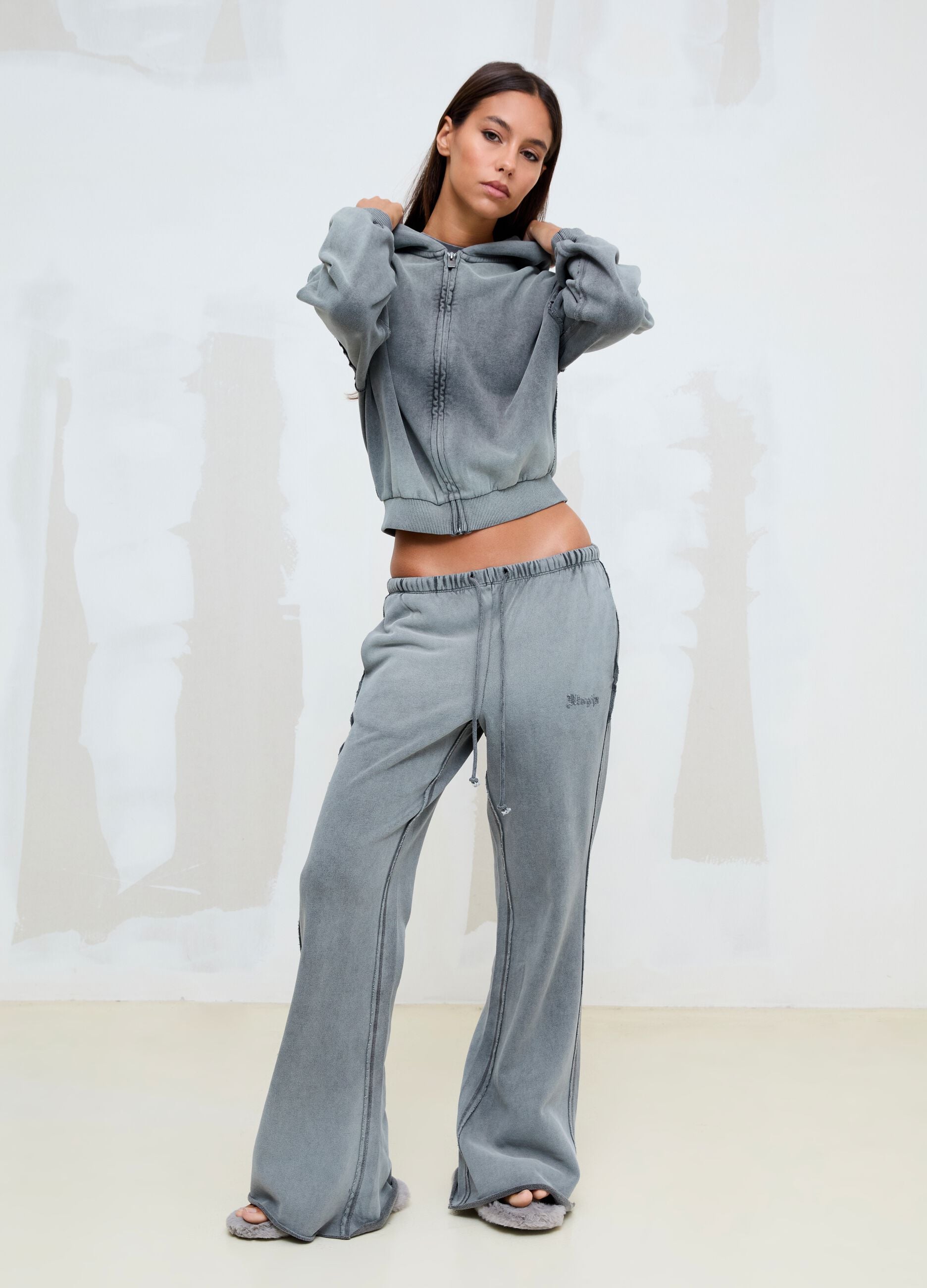 Flared Sweatpants in Vintage Grey