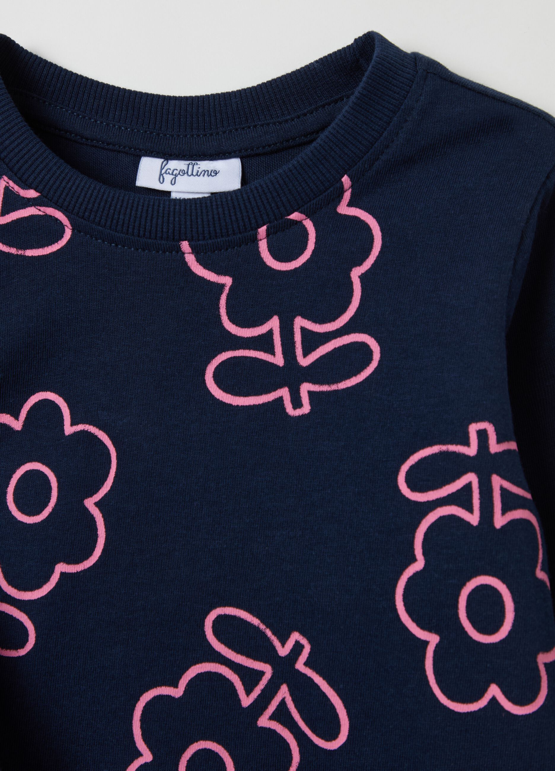 T-shirt a maniche lunghe con stampa fiori