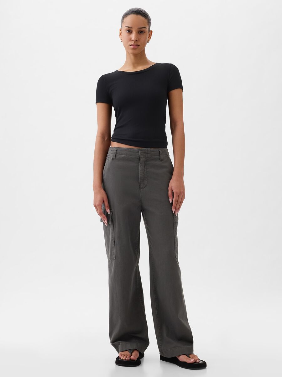 Loose-fit cargo trousers in cotton_0