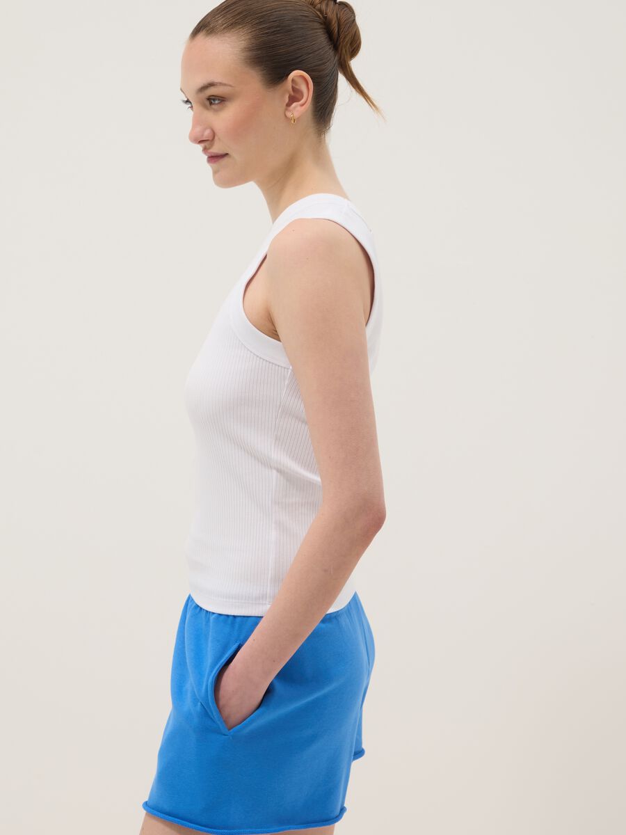 Tank top bianco in cotone elasticizzato a costine fitted_0