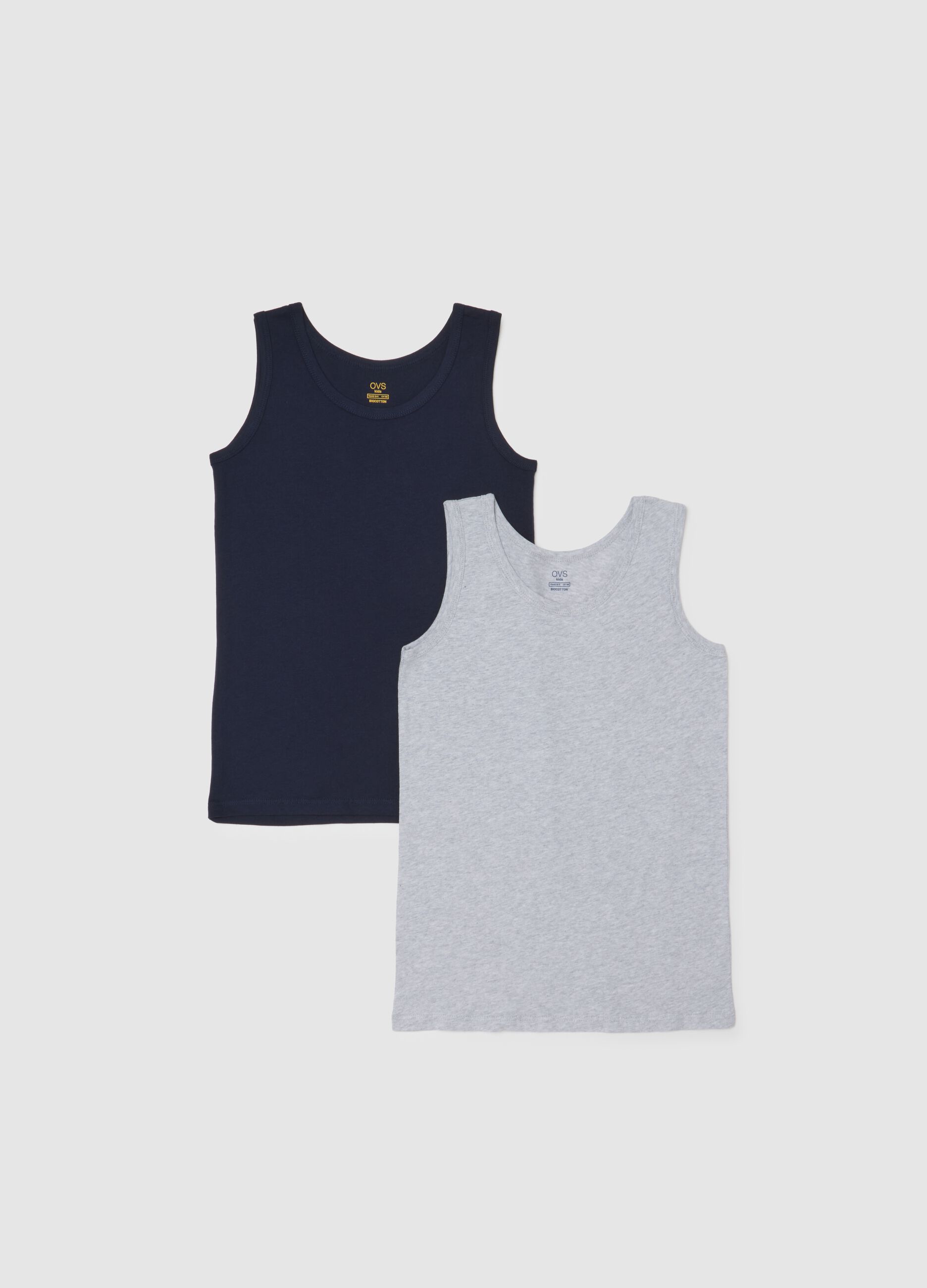 Set of boys' multicolour pure cotton regular fit vests