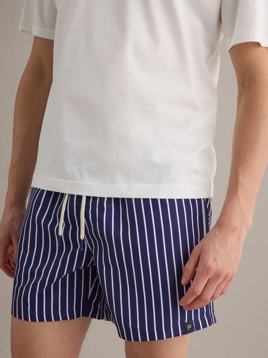 Boxer mare blu a righe bianche con coulisse_2