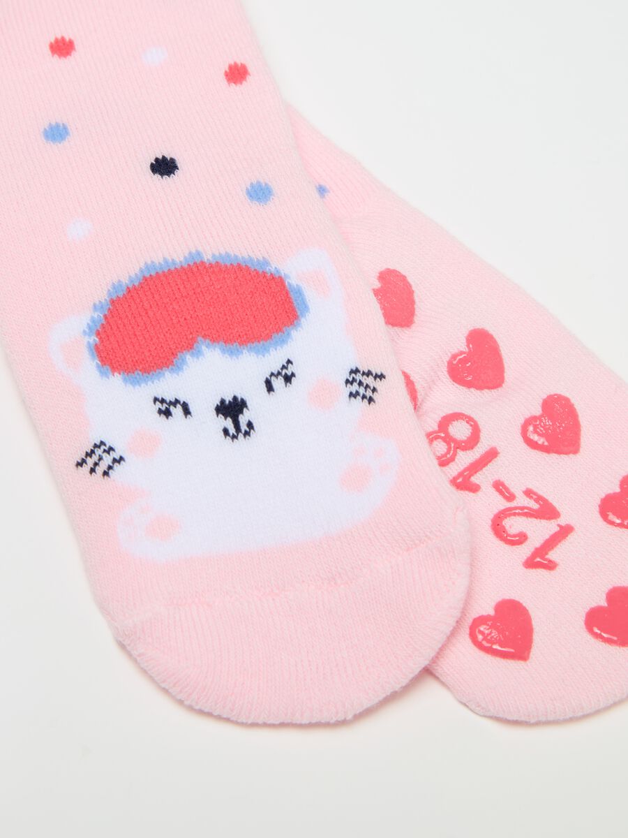 Two-pack slipper socks with stripes and kitten_2