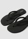 Black flip-flops with chunky straps_1