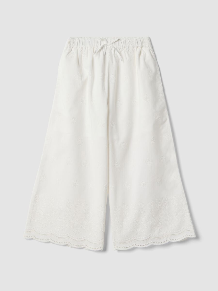 Pantaloni culotte in puro cotone bianchi da bambina con ricami_0
