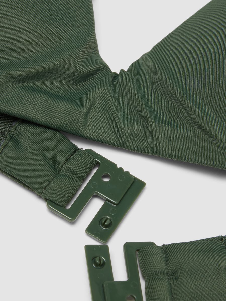 Top bikini in tessuto elasticizzato verde con bretelle decorate_5